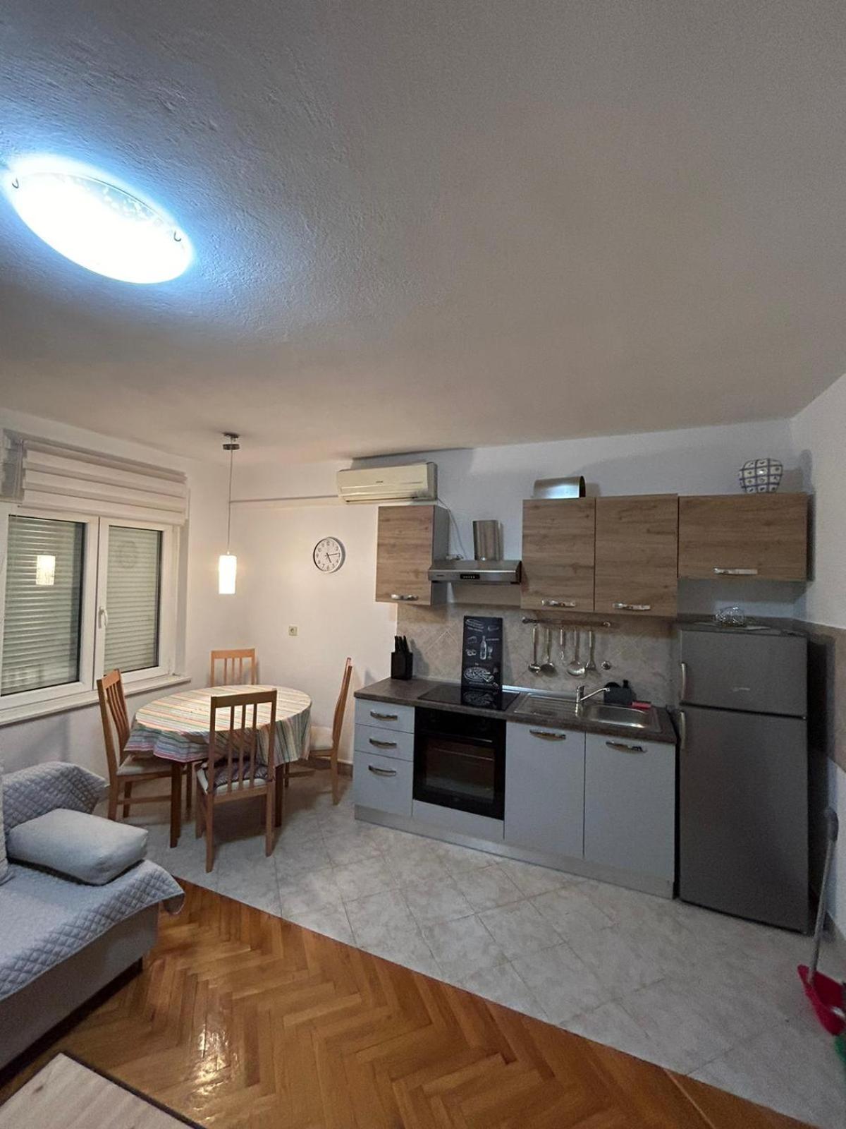 Apartmani Deni Crikvenica Exterior photo